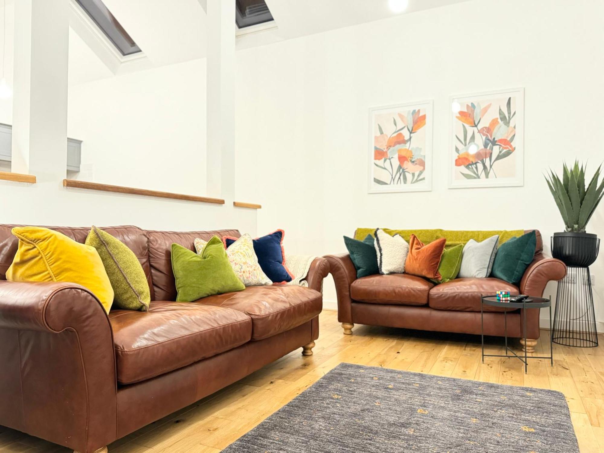 The Barn In The Courtyard, 3 - Bed, Sleeps 5, Pets Welcome Ulverston Exterior photo