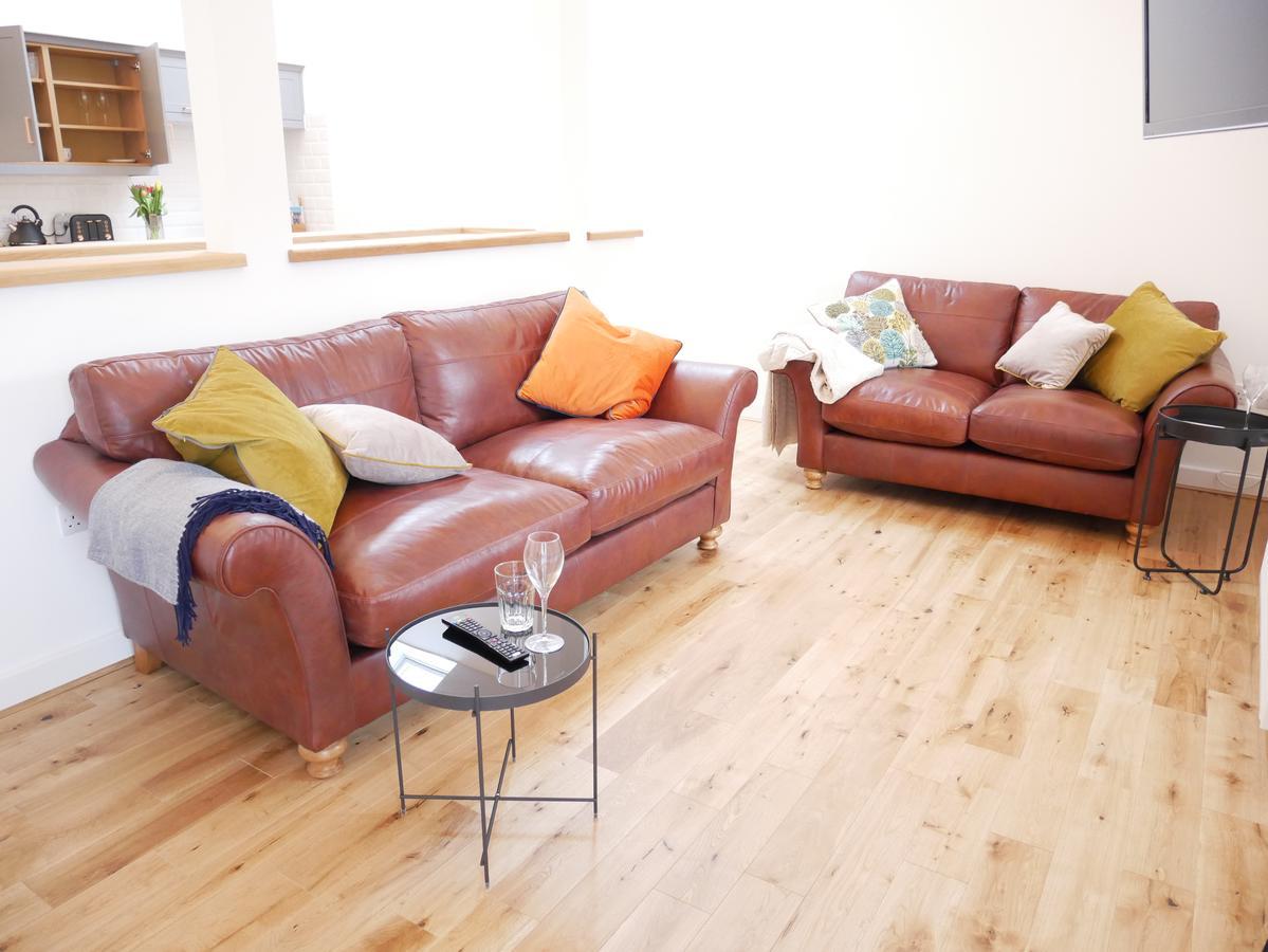 The Barn In The Courtyard, 3 - Bed, Sleeps 5, Pets Welcome Ulverston Exterior photo